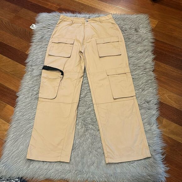 Forever 21 women’s tan‎ cotton cargo wide leg pants size large - Picture 1 of 7